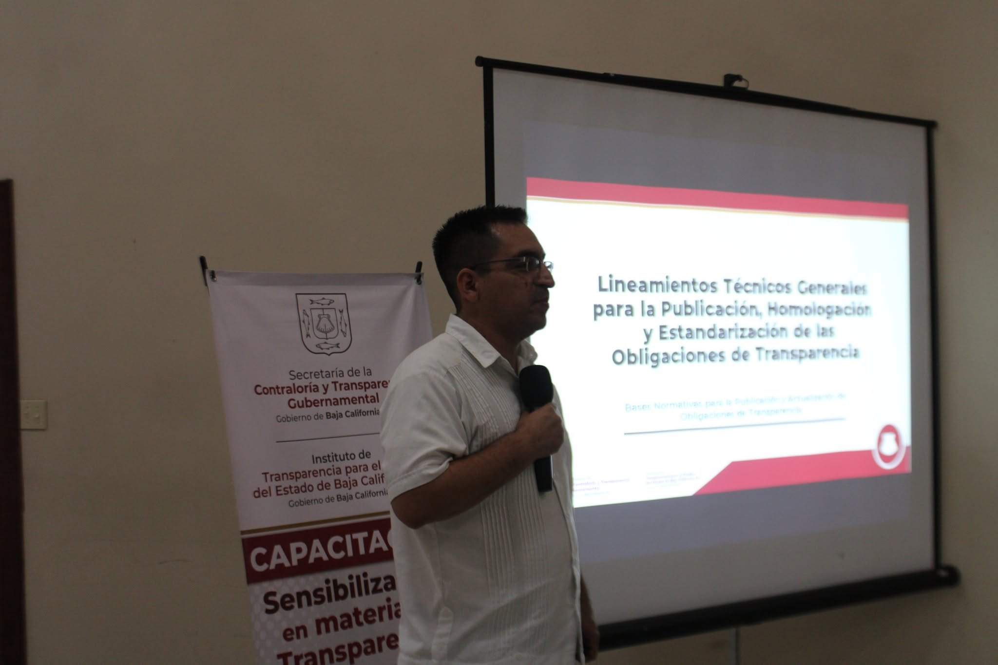 Imagen complementaria de Jornada de Capacitación al H. Ayuntamiento de Mulegé