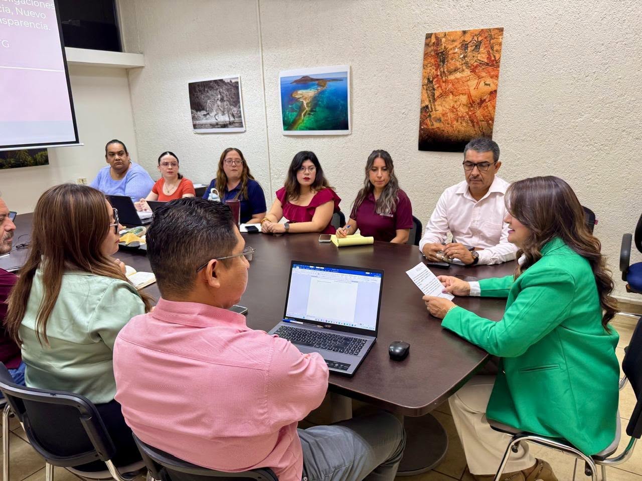 Imagen complementaria de Capacitación en la Secretaría de la Contraloría y Transparencia Gubernamental